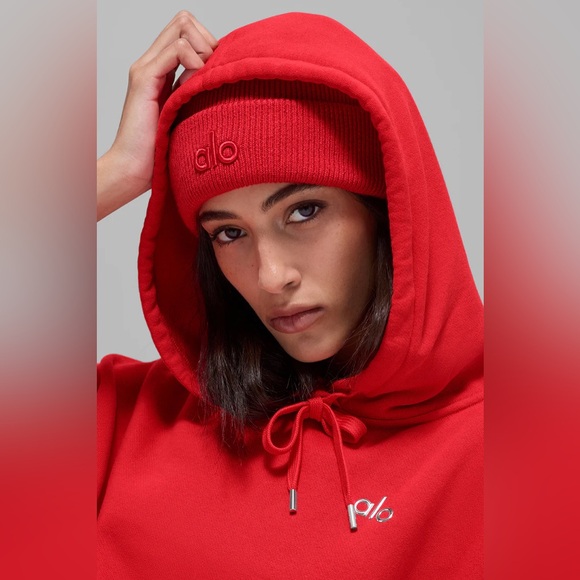 ALO Yoga Accessories - ALO YOGA | ✨NEW✨ Notable Beanie in Bright Red